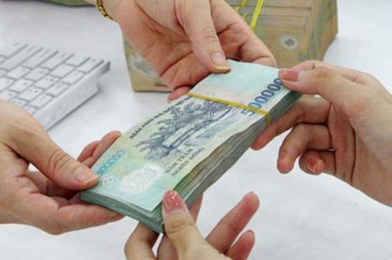 Lãi suất tiết kiệm đã xuống &quot;đáy&quot;? - Ảnh 1.