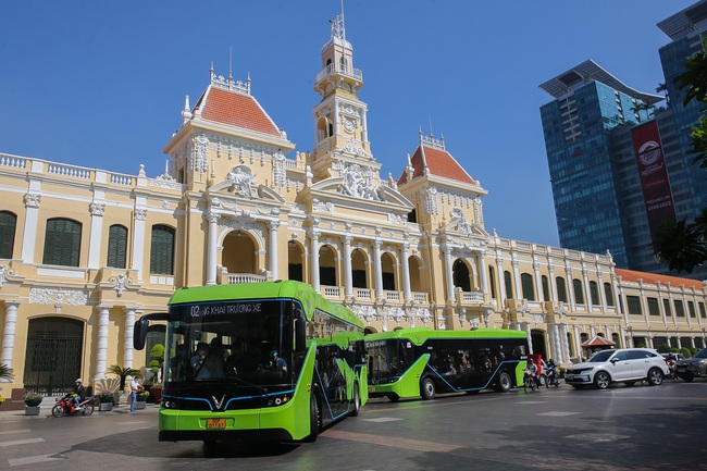 Tuyến VinBus nối liền Vinhomes Grand Park với hệ sinh thái Vingroup tại TP.HCM - Ảnh 1.