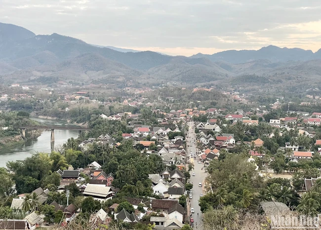 Khám phá thành phố di sản Luang Prabang - Ảnh 3.