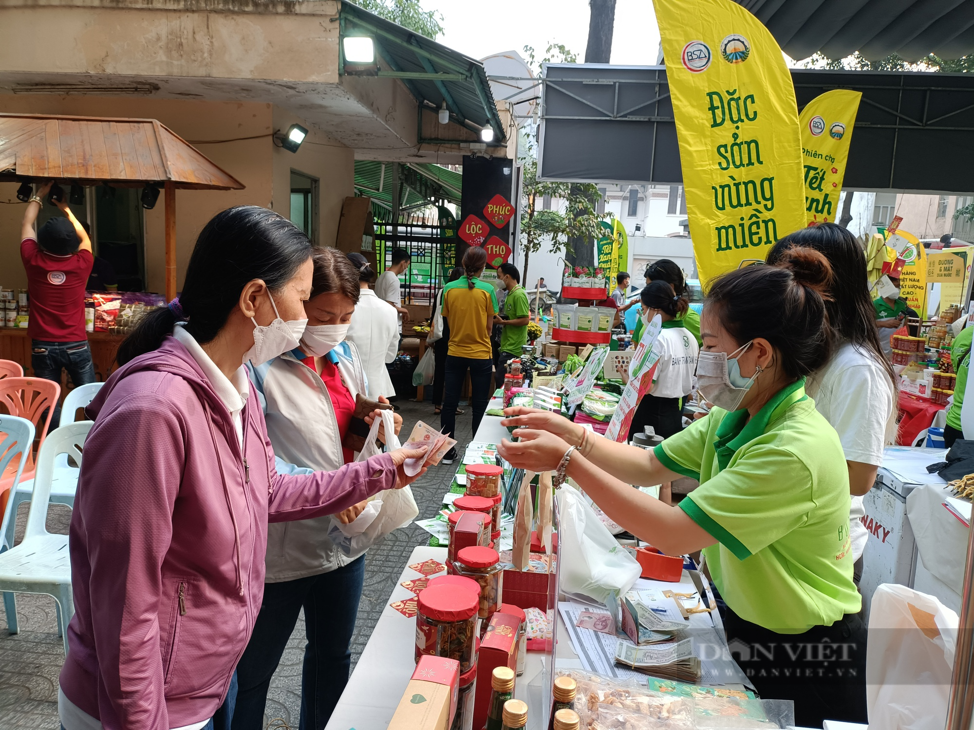Doanh nghiệp làm ra bao nhiêu lợi nhuận đều bị lãi vay... &quot;ăn hết&quot; - Ảnh 4.