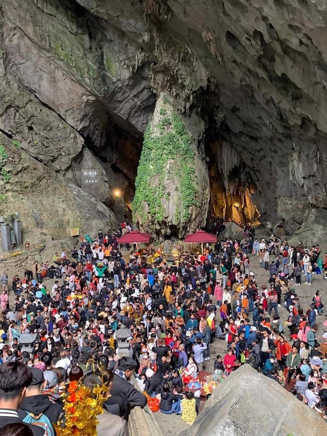Du xuân với những lễ hội đáng nhớ đầu năm - Ảnh 1.