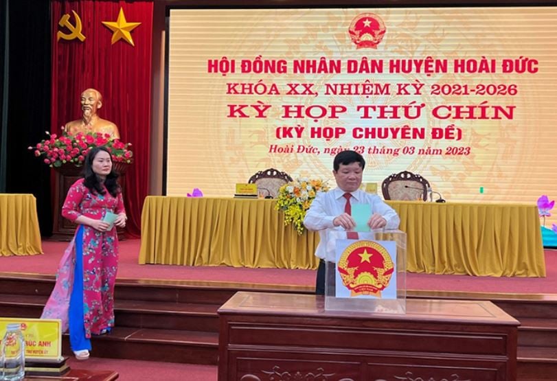 Ông Hồ Trung Nghĩa được bầu làm Phó Chủ tịch HĐND huyện Hoài Đức - Ảnh 1.