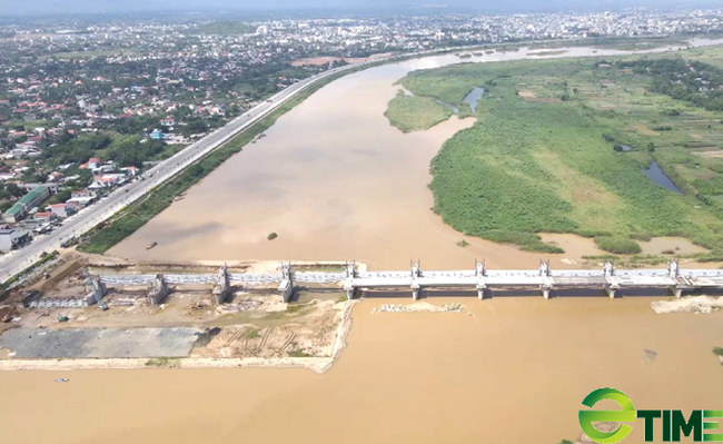 Quảng Ngãi đầu tư 3.500 tỷ làm đường Hoàng Sa – Dốc Sỏi dài hơn 28 km - Ảnh 1.