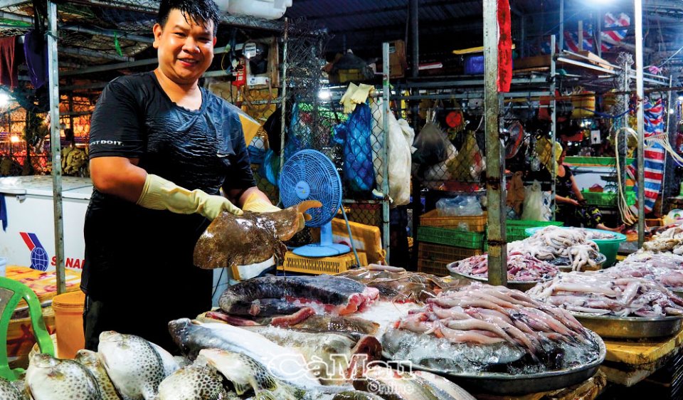 Chợ về đêm - Ảnh 5.