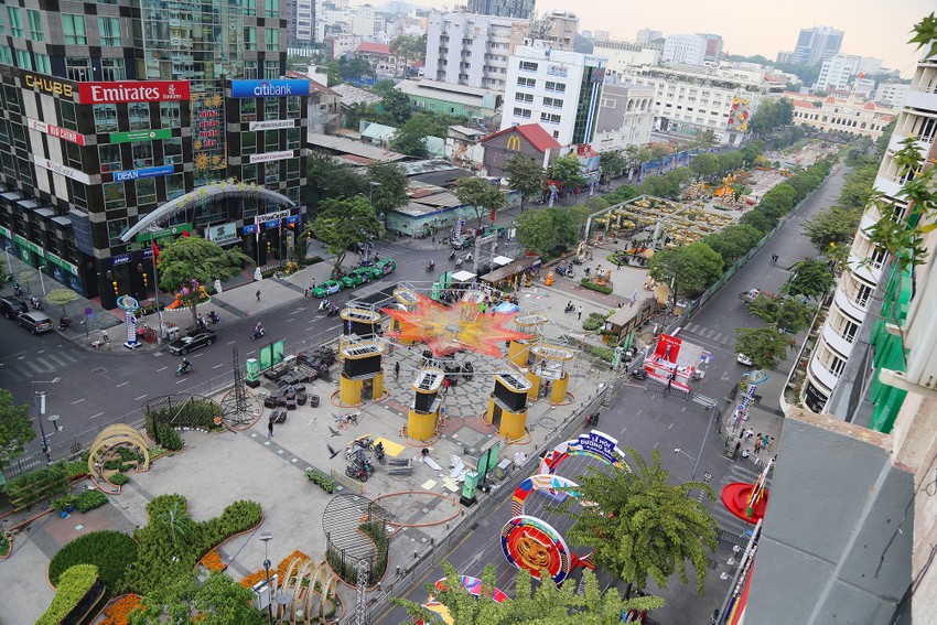 Cấm xe lưu thông vào hai tuyến đường trung tâm TP.HCM - Ảnh 1.