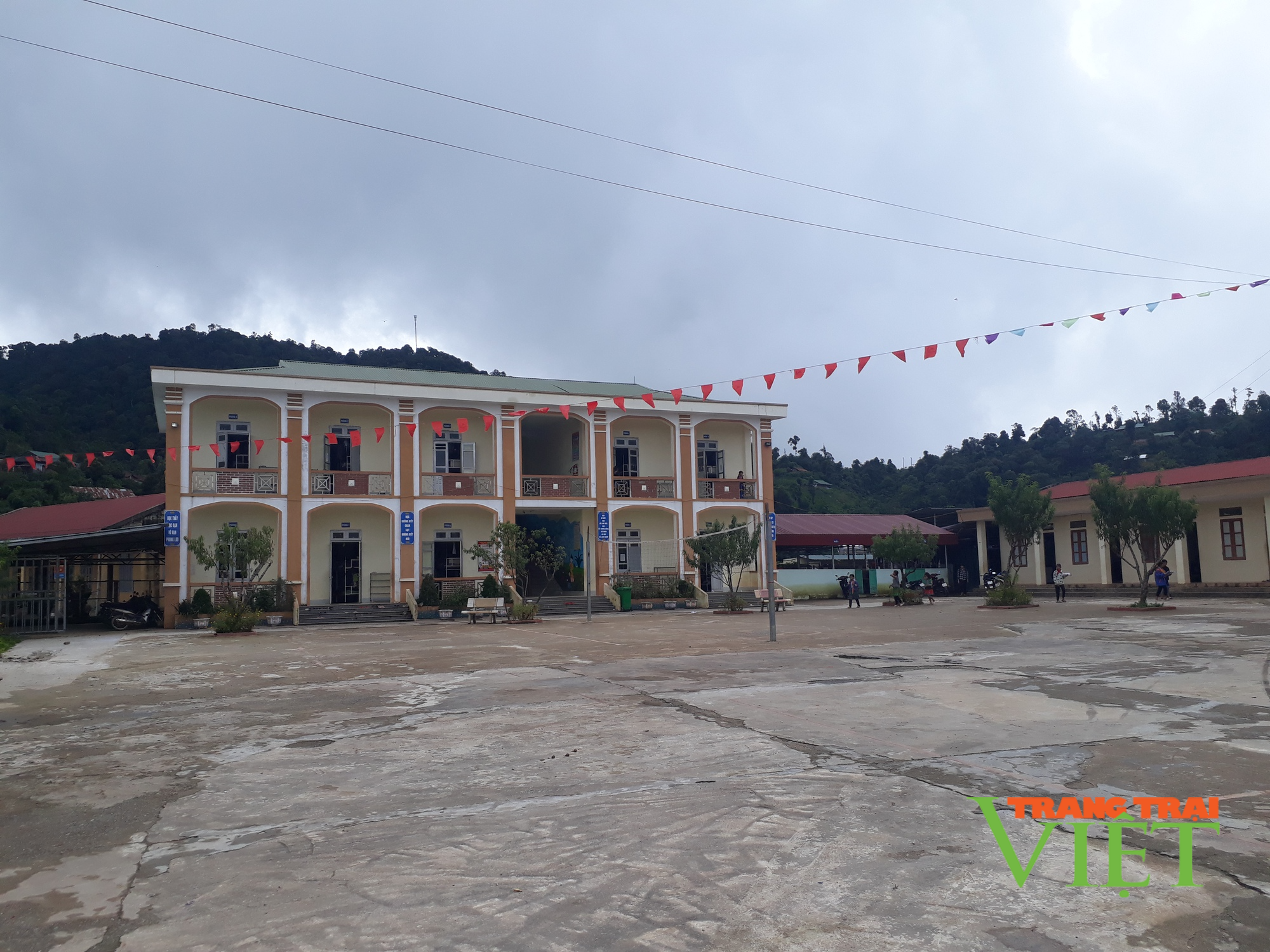 Mường Tè nỗ lực vượt khó xây dựng nông thôn mới - Ảnh 1. Mường Tè nỗ lực vượt khó xây dựng nông thôn mới - Ảnh 1.