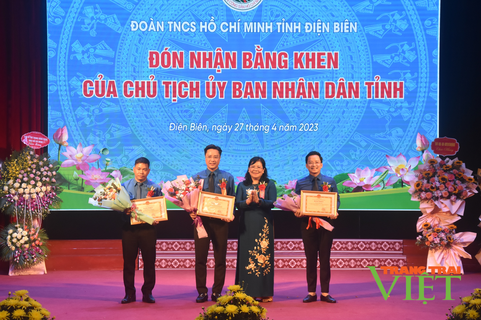 Tỉnh đoàn Điện Biên kỷ niệm 60 năm Ngày Thành lập - Ảnh 1. Tỉnh đoàn Điện Biên kỷ niệm 60 năm Ngày Thành lập - Ảnh 1.