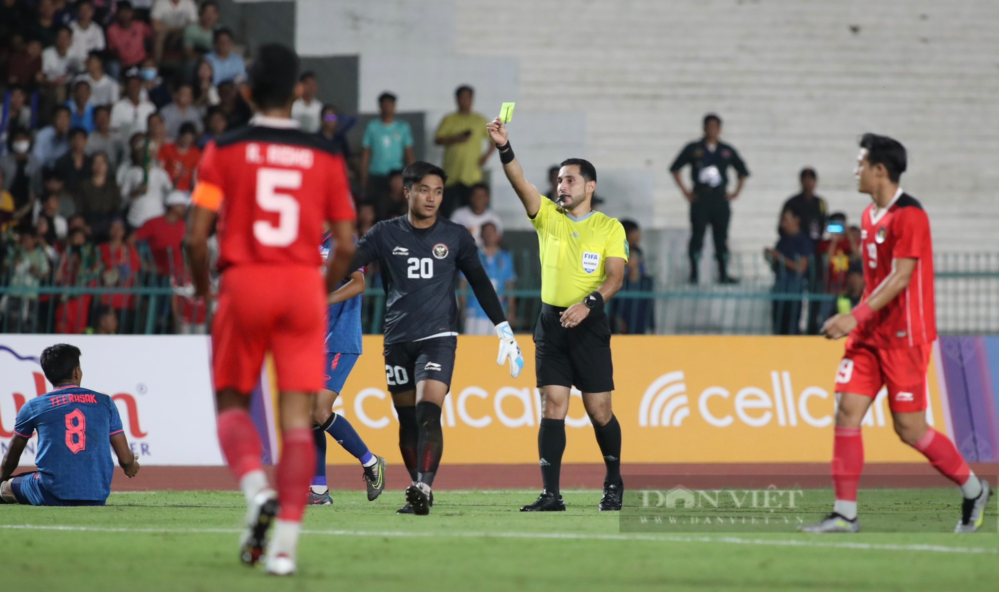 Ẩu đả trận U22 Thái Lan vs U22 Indonesia: 6 thẻ đỏ, 11 thẻ vàng - Ảnh 3.