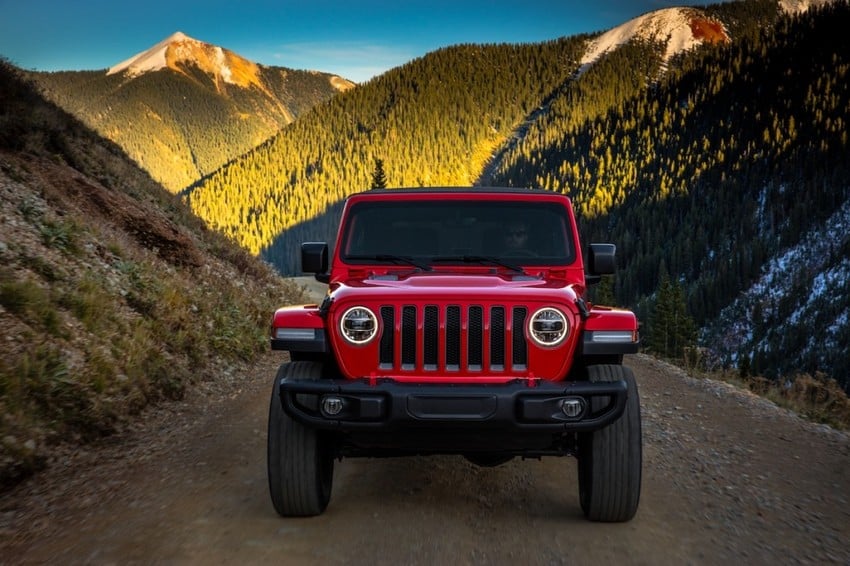 Top 3 xe Jeep mui trần khiến giới mê xe ngẩn ngơ - Ảnh 1.