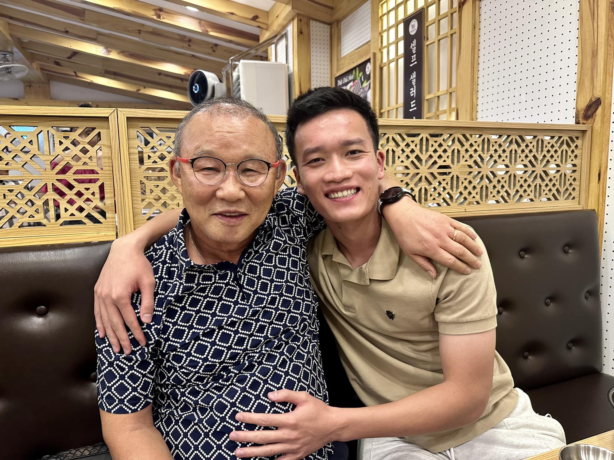 Nguyễn Hoàng Đức rời Viettel, sang Hàn Quốc - Ảnh 2.
