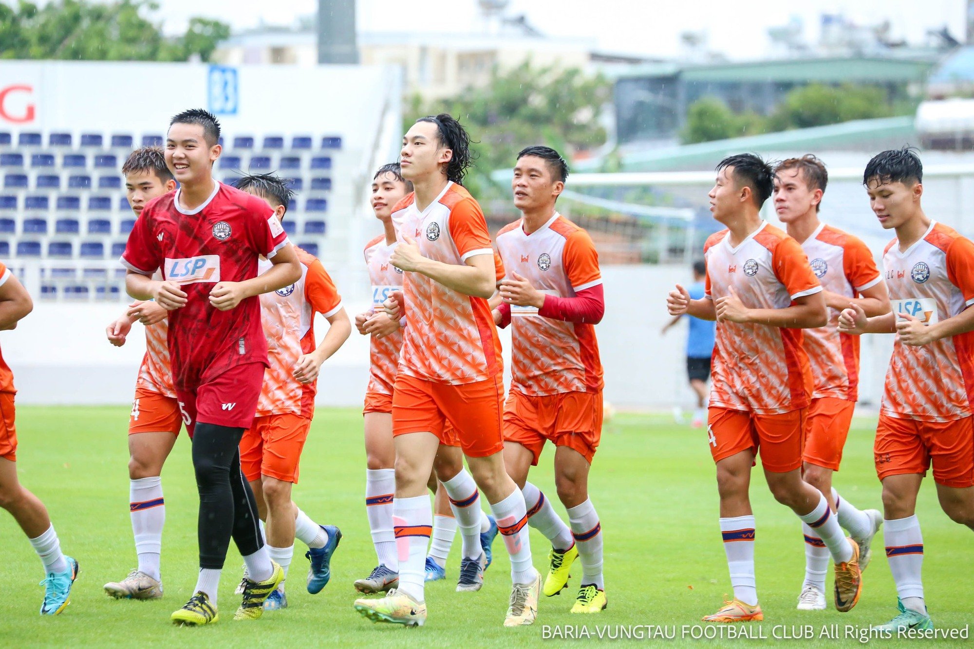 CLB Bà Rịa Vũng Tàu chiêu mộ tiền vệ Việt kiều lò La Masia - Ảnh 2.