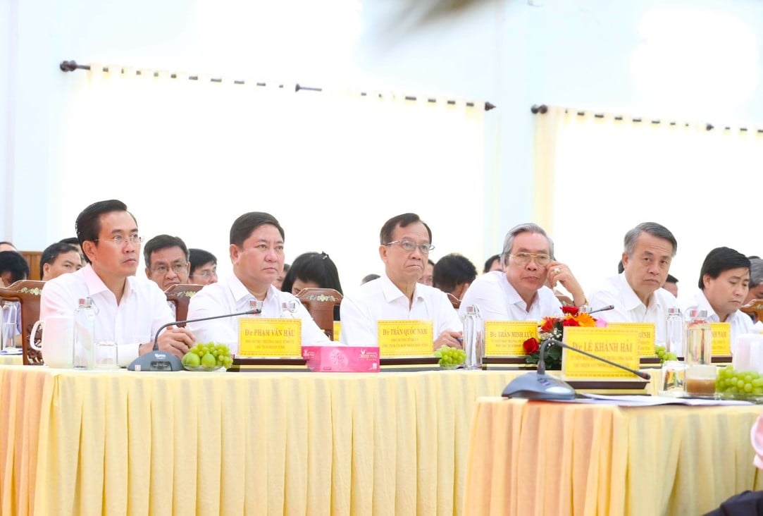 Chủ tịch nước Võ Văn Thưởng làm việc với Ban thường vụ Tỉnh ủy Ninh Thuận - Ảnh 3.