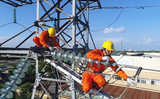 Bộ Công Thương đề xuất tăng giá điện tiếp trong năm nay, để giúp EVN giảm lỗ chi phí- Ảnh 1.