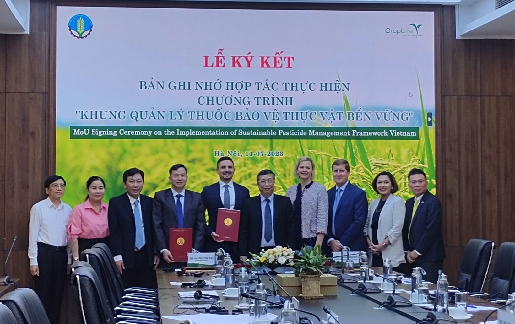 Hợp tác quản lý thuốc bảo vệ thực vật bền vững - Ảnh 1.
