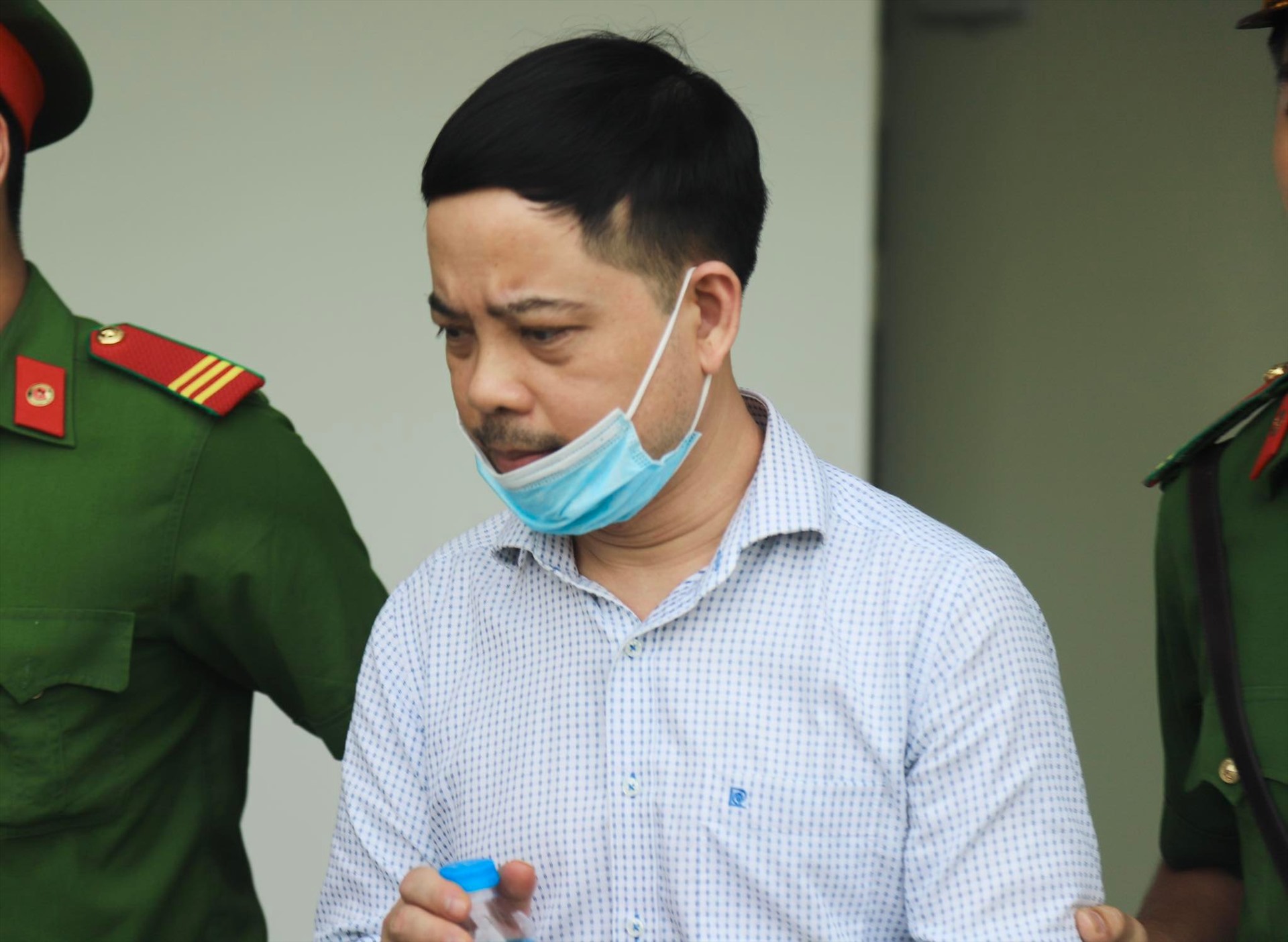 Từ vụ chuyến bay giải cứu, có phải cứ nộp 3/4 số tiền tham nhũng là thoát án tử? - Ảnh 1.
