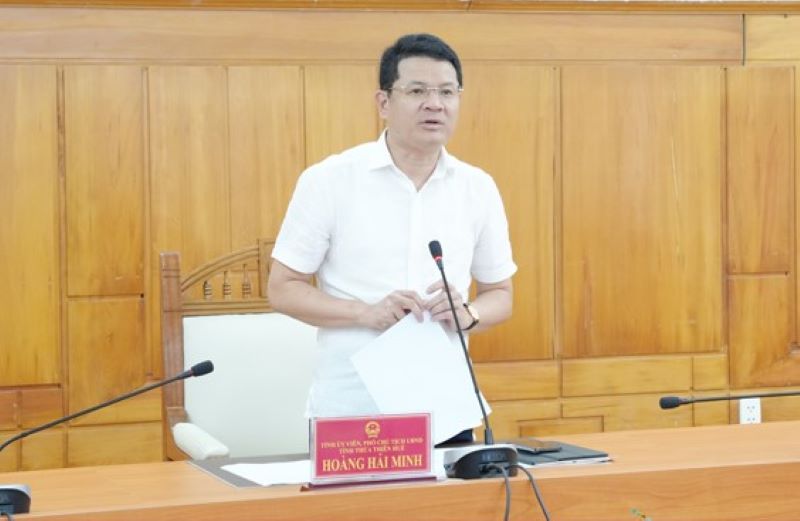 Sau những vụ nông dân bị sét đánh khi thu hoạch lúa, lãnh đạo TT-Huế yêu cầu tăng cường cảnh báo  - Ảnh 1.