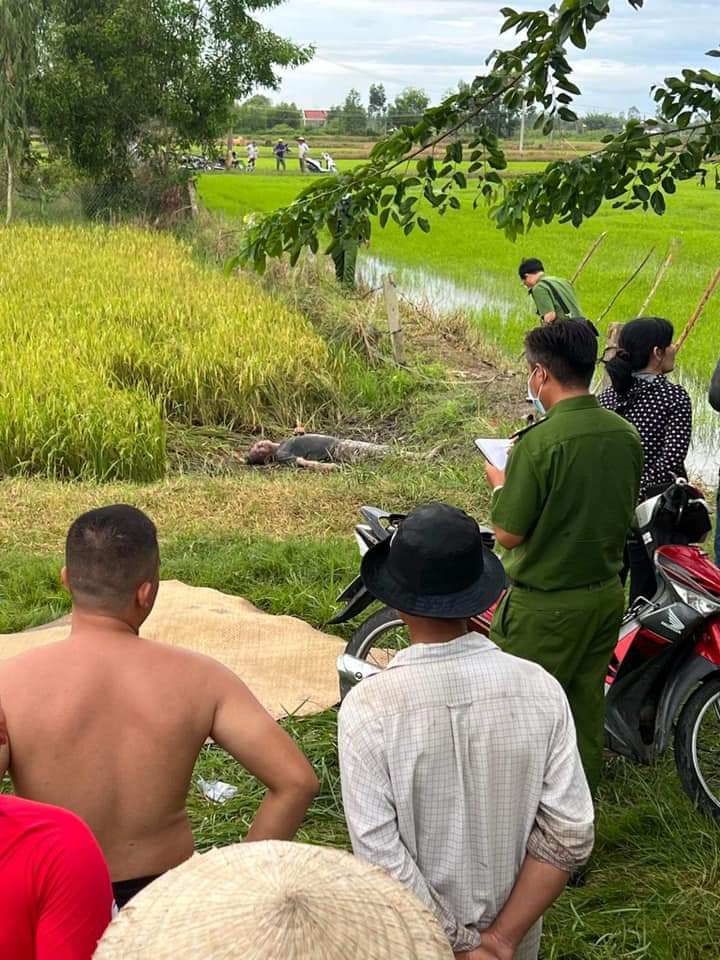Bắt nghi phạm bẫy chuột bằng điện làm chết người ở Long An - Ảnh 1.