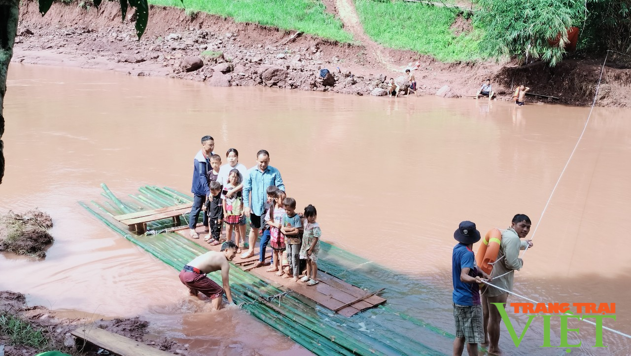 Điện Biên: Đưa cầu tạm trên quốc lộ 4H vào khai thác, sử dụng - Ảnh 1. Điện Biên: Đưa cầu tạm trên quốc lộ 4H vào khai thác, sử dụng - Ảnh 1.