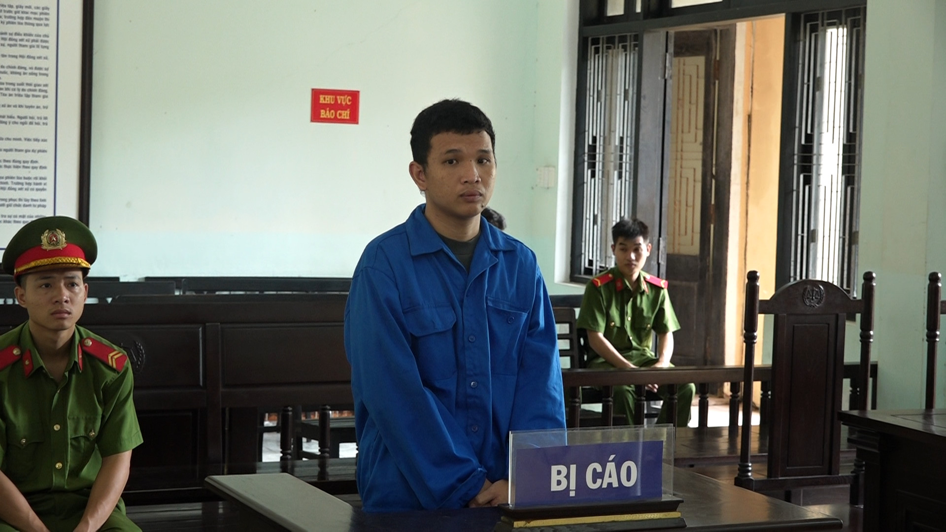Nam thanh niên chuyên cung cấp ma túy đá cho dân chơi ở Huế lãnh 13 năm tù  - Ảnh 1.