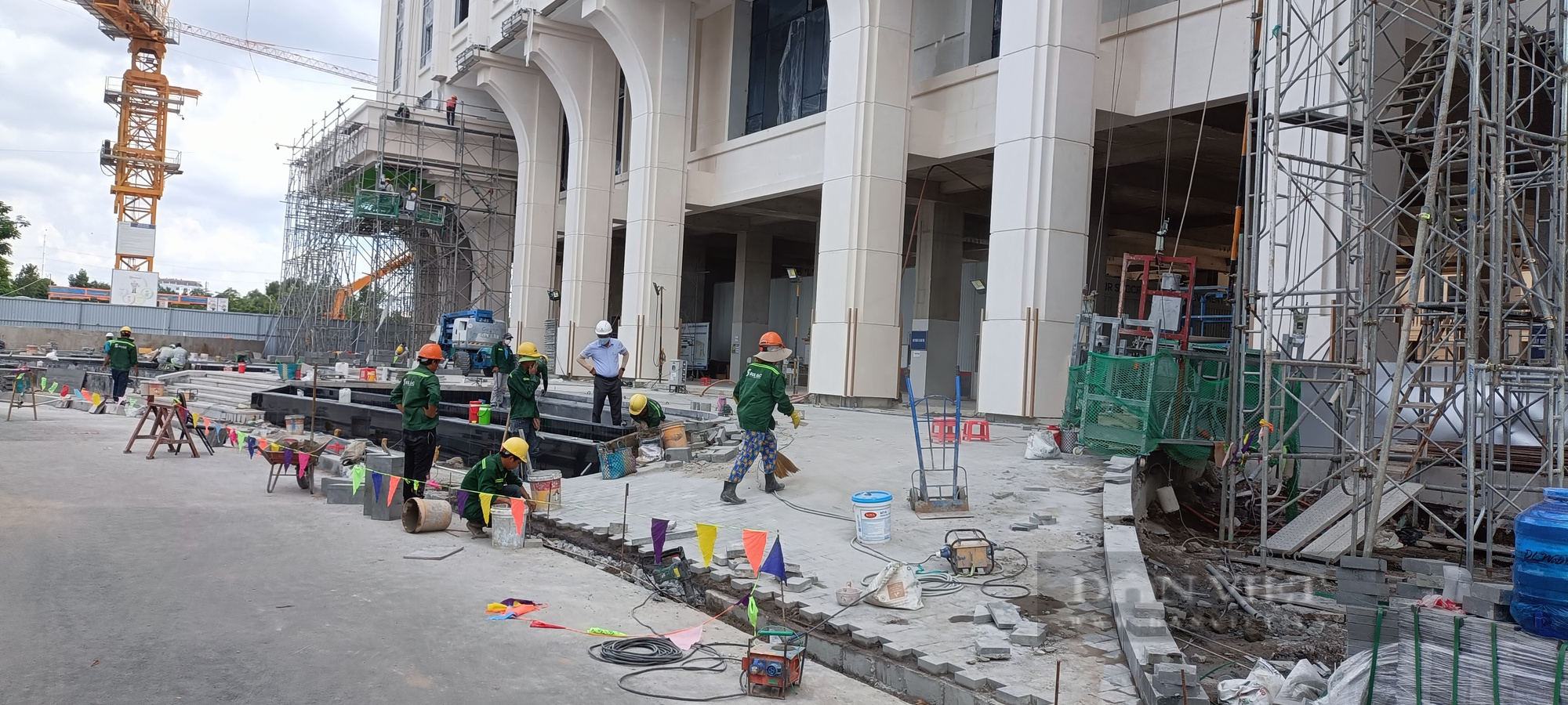 Doanh nghiệp ngành xây dựng chưa qua cơn bĩ cực - Ảnh 1.