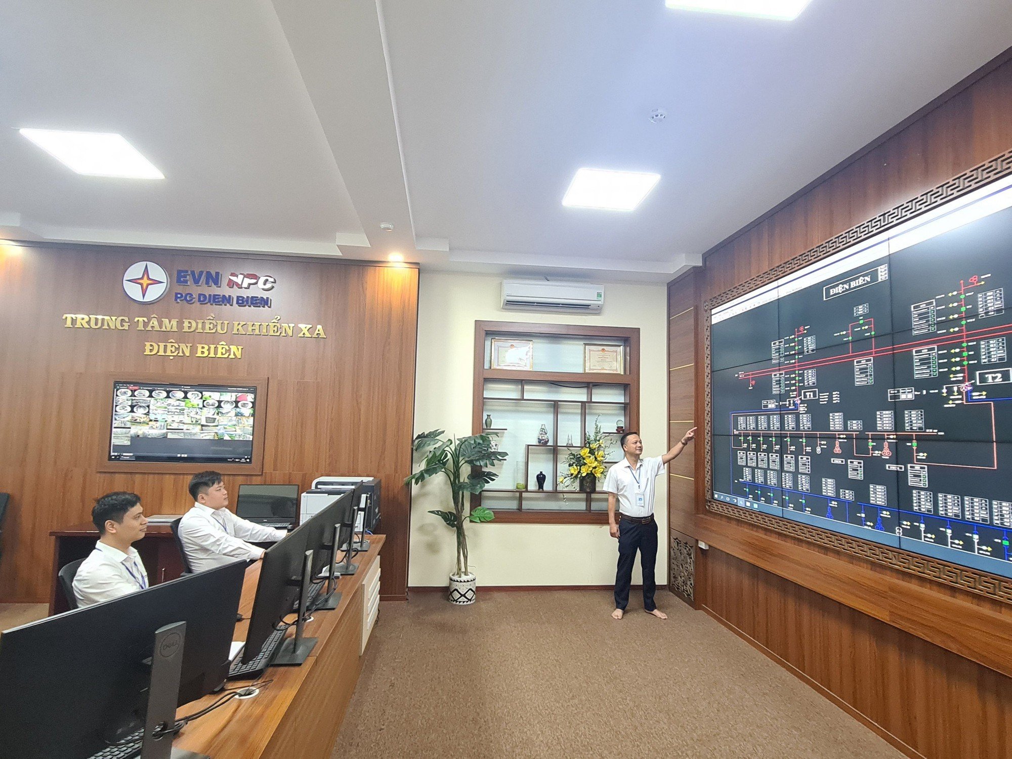Điện Biên: Hiệu quả khi đưa mạch vòng tự động hóa DMS vào quản lý vận hành điện - Ảnh 1. Điện Biên: Hiệu quả khi đưa mạch vòng tự động hóa DMS vào quản lý vận hành điện - Ảnh 1.