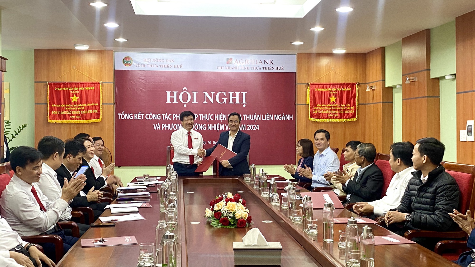 Hội Nông dân Thừa Thiên Huế hợp tác với Agribank giúp hội viên, nông dân tiếp cận nguồn vốn vay - Ảnh 2.
