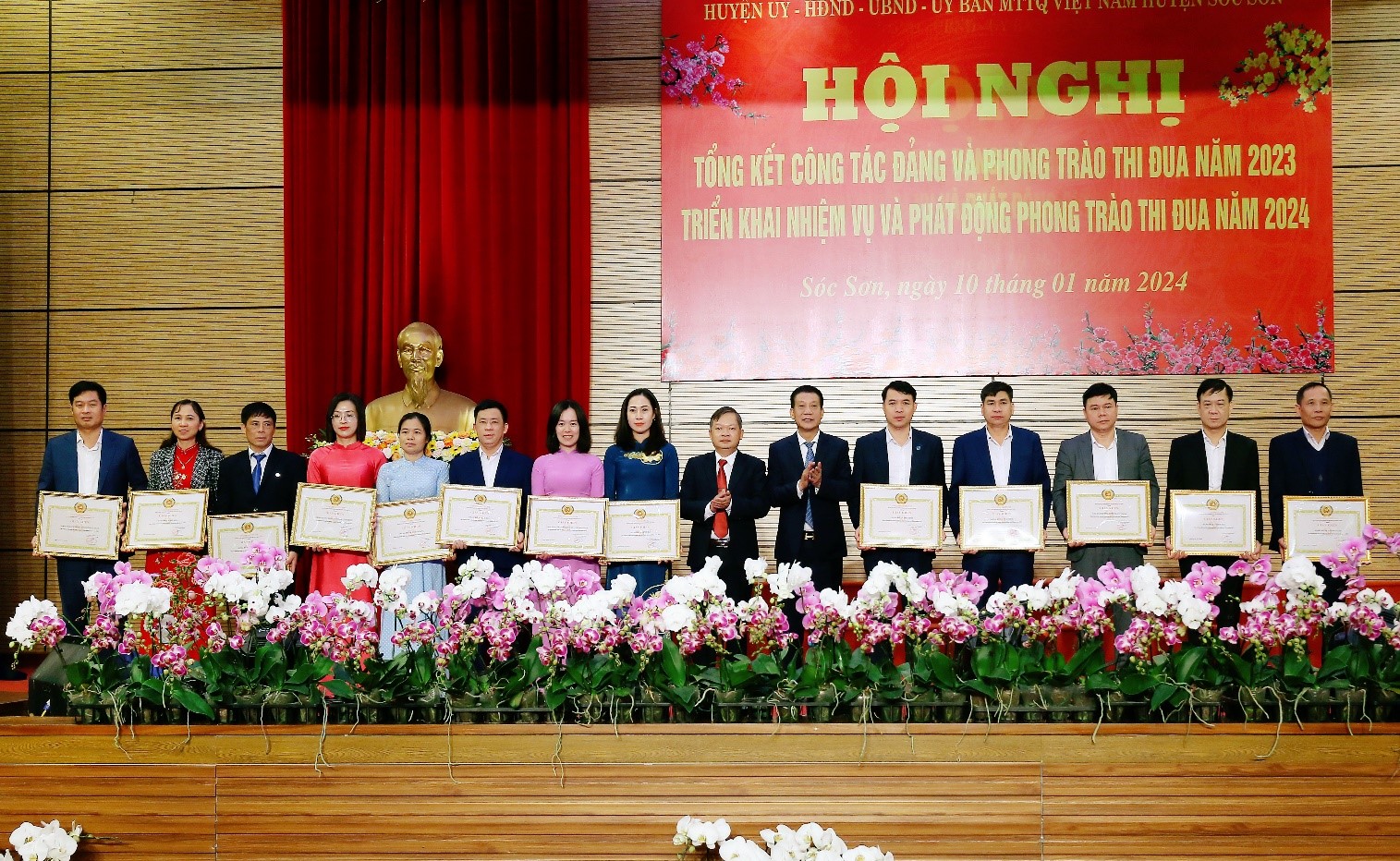 Huyện Sóc Sơn tổng kết phong trào thi đua năm 2023- Ảnh 2.