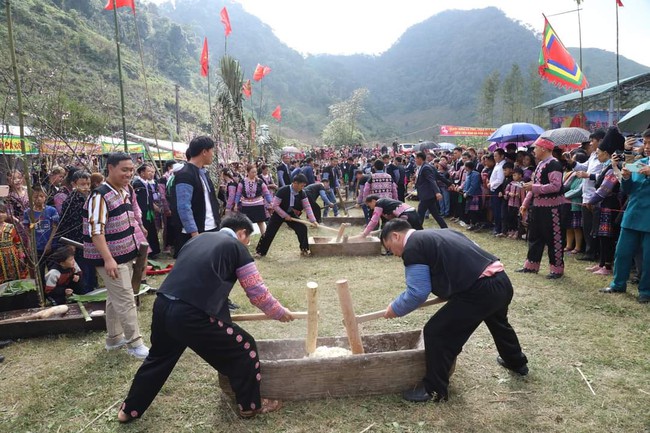 Lên Mai Châu trẩy hội Gầu Tào - Ảnh 3.