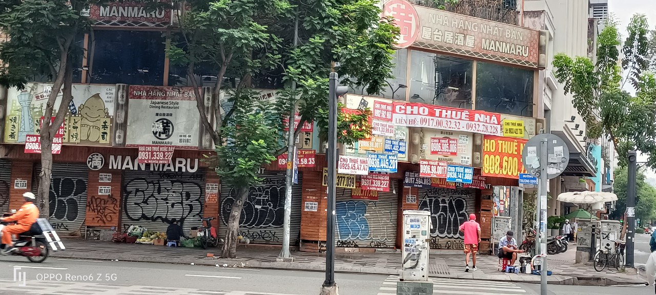 Ảm đạm mặt bằng cho thuê ngay trung tâm Sài Gòn những ngày cuối năm- Ảnh 2.