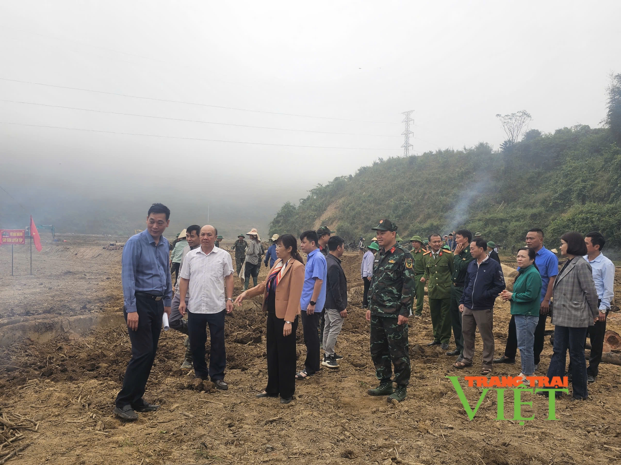 Vượt khó, khắc phục hậu quả thiên tai tại vùng lũ Mường Pồn - Ảnh 2.