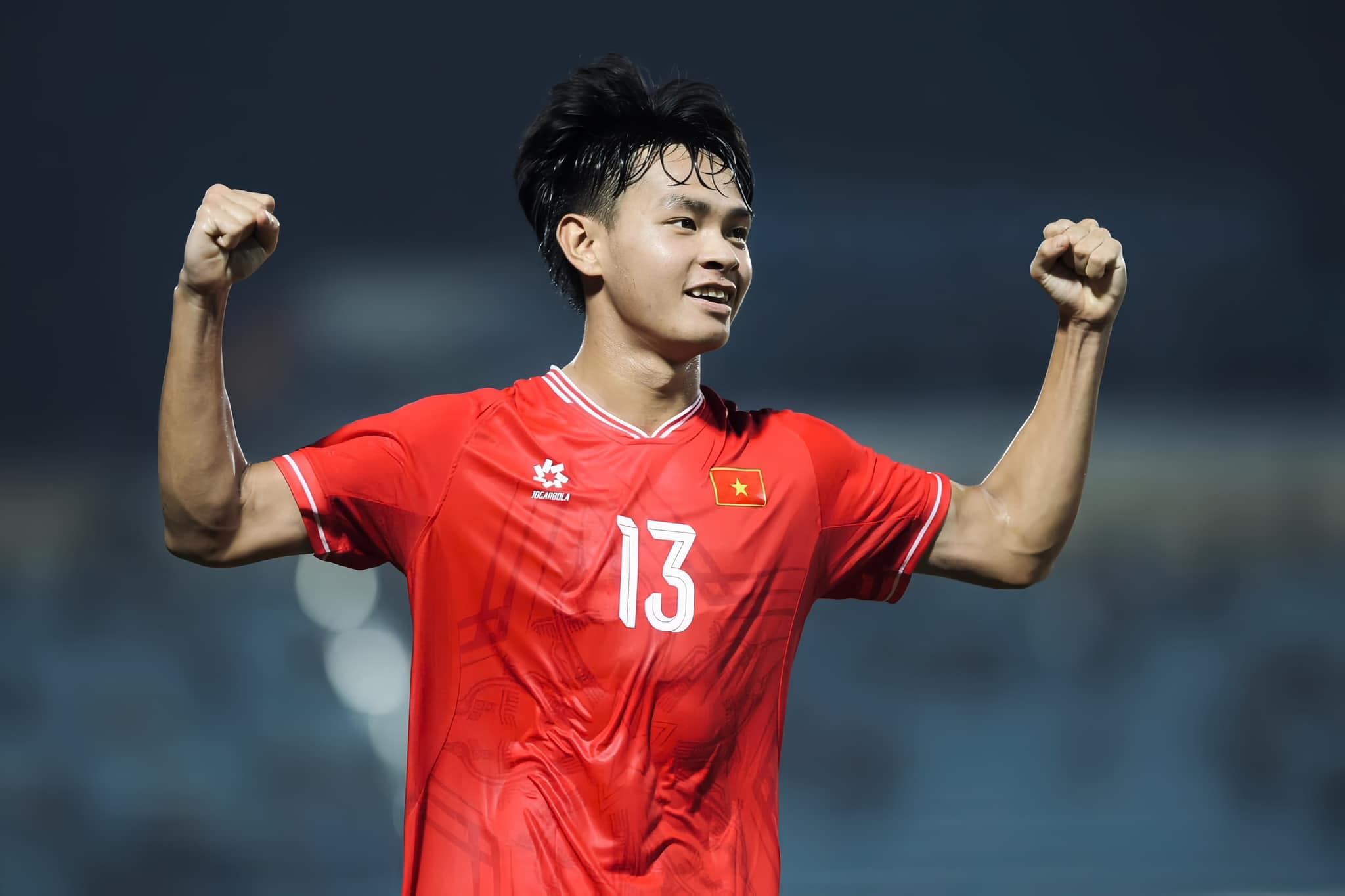Tiền đạo trẻ nhất ĐT Việt Nam tại ASEAN Cup 2024: 20 tuổi lấy vợ, được định giá 125.000 euro - Ảnh 3.