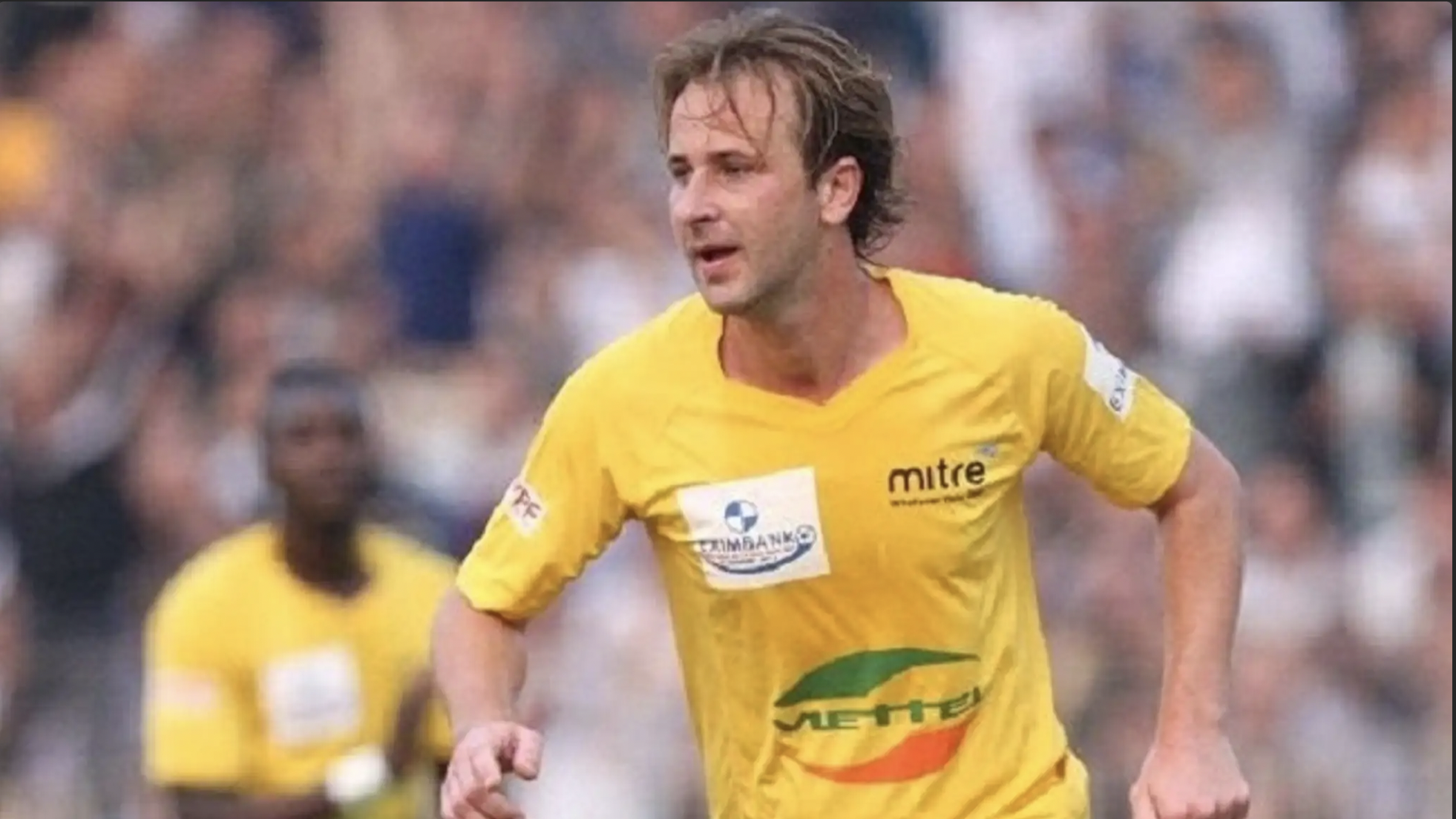 Thi đấu ở Việt Nam, các ngoại binh V.League kể gì với báo chí quê nhà?- Ảnh 1.
