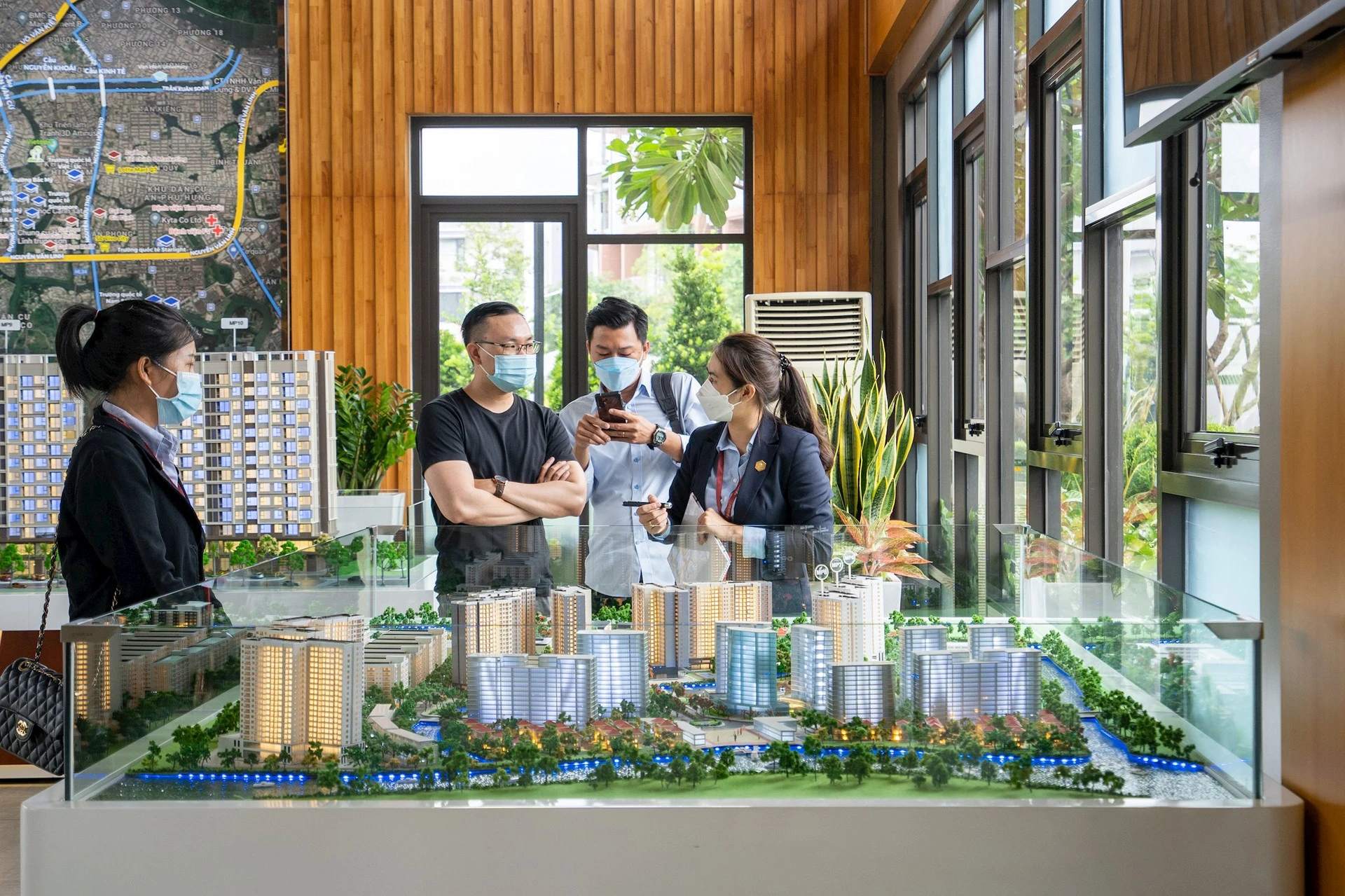 Hụt thu hoạt động môi giới, phải "gánh" thêm khoản lỗ từ công ty liên kết, thành viên của Đất Xanh lần đầu báo lỗ- Ảnh 1.
