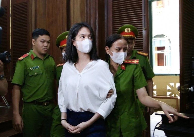 Ngọc Trinh bị tuyên phạt 1 năm tù, cho hưởng án treo đã phù hợp?- Ảnh 1.