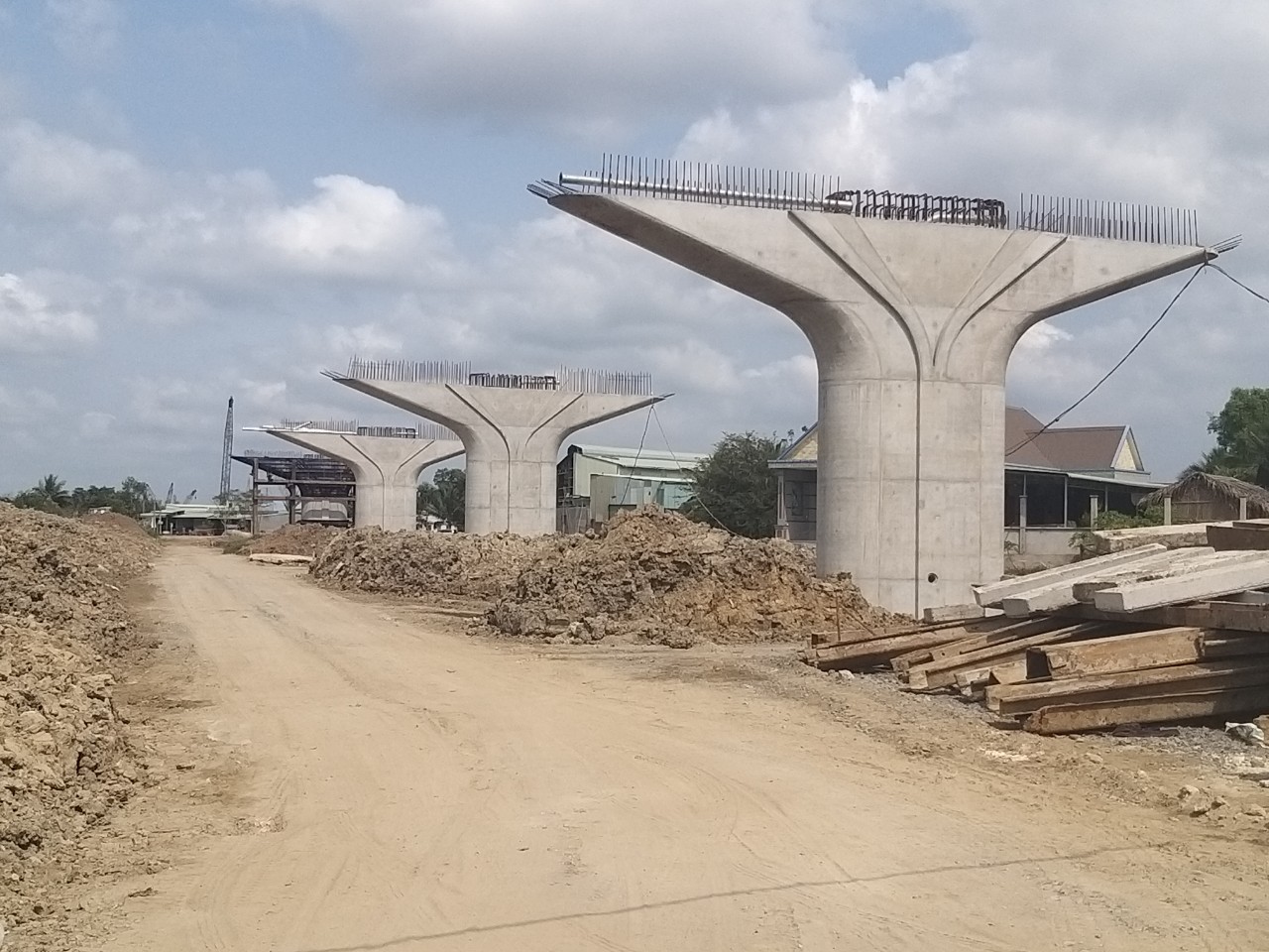 Khu tái định cư đường Vành đai 3 qua Long An chậm triển khai vì sao?- Ảnh 2.