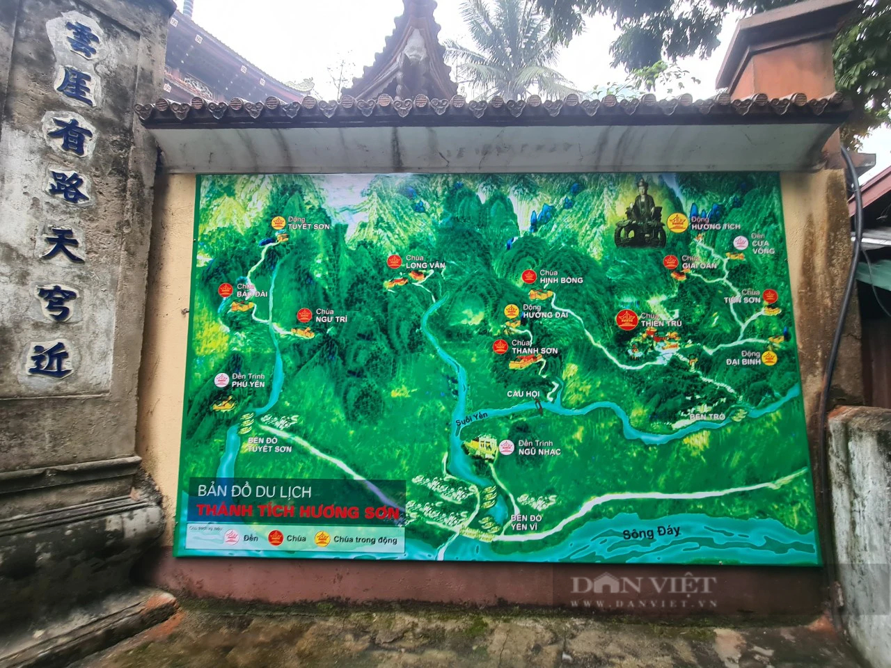 "Ma trận" tâm linh, cúng lễ cầu con và trò bịp quanh khu vực Chùa Hương- Ảnh 4.