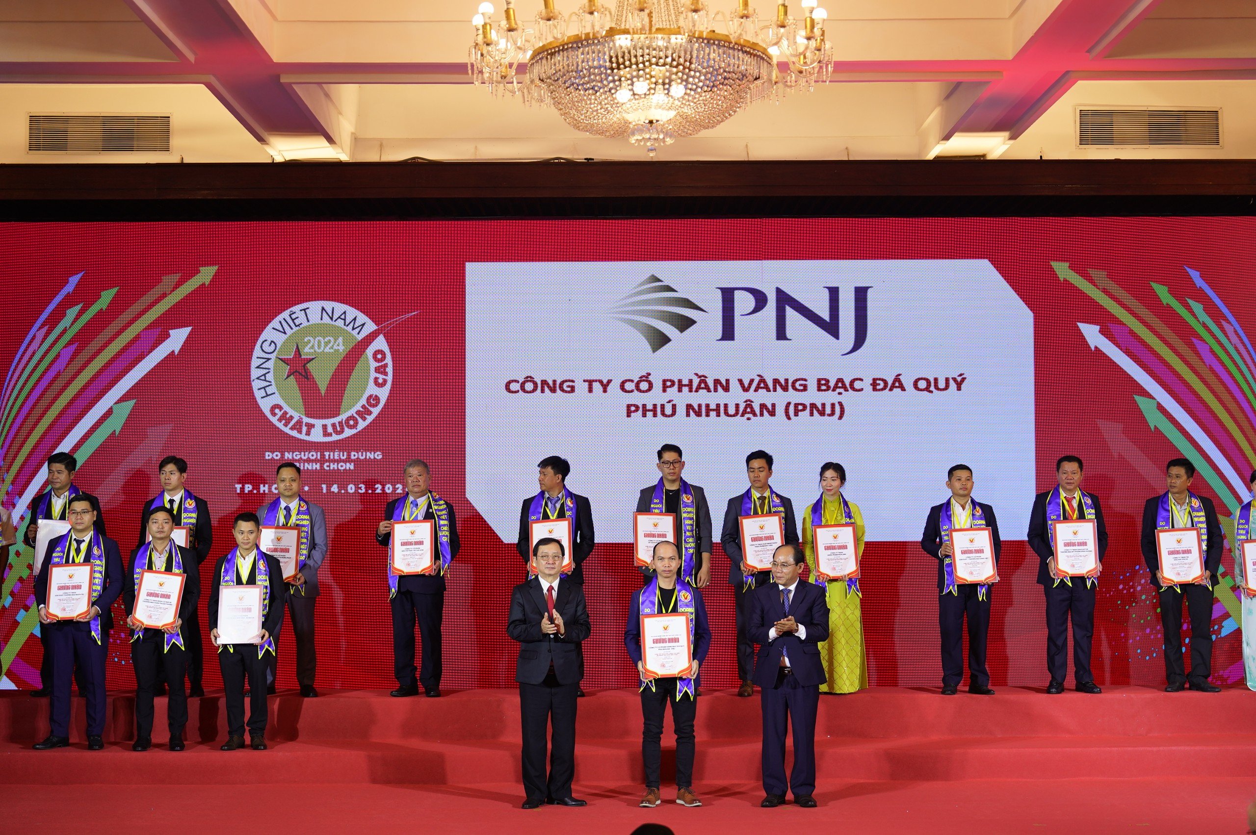 Doanh nghiệp Việt phải thắng trên sân nhà trước khi nghĩ đến "mang chuông đi đánh xứ người" - Ảnh 3.