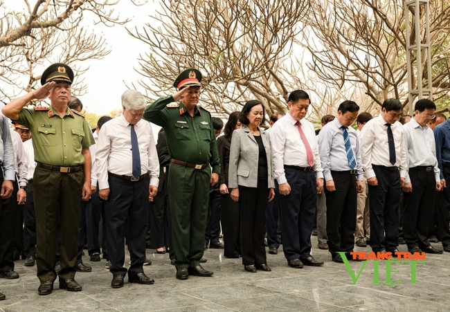 Đồng chí Trương Thị Mai, Thường trực Ban Bí thư làm việc với Ban Thường vụ Tỉnh ủy Điện Biên  - Ảnh 2.