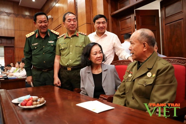 Đồng chí Trương Thị Mai, Thường trực Ban Bí thư làm việc với Ban Thường vụ Tỉnh ủy Điện Biên  - Ảnh 3.