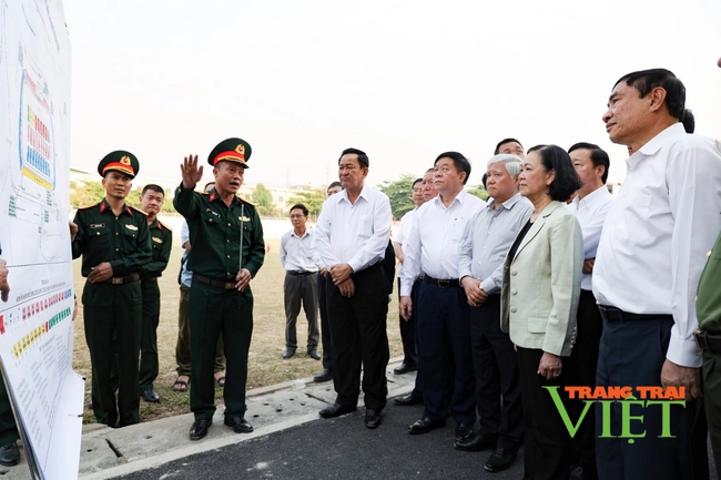 Đồng chí Trương Thị Mai, Thường trực Ban Bí thư làm việc với Ban Thường vụ Tỉnh ủy Điện Biên  - Ảnh 4.