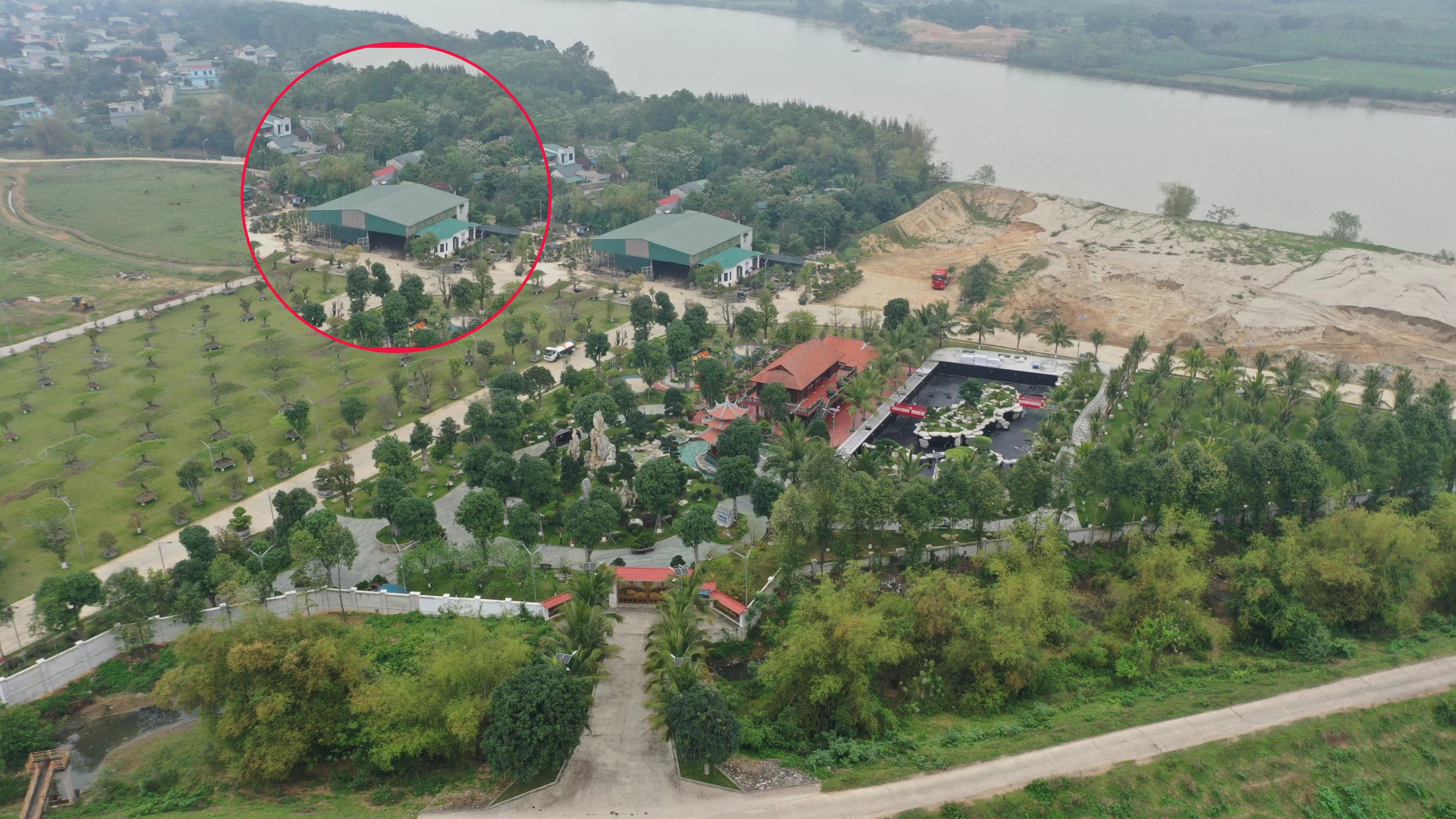 Loạt công trình sai phép tại Thanh Hóa: UBND tỉnh yêu cầu, thành phố chưa xử lý dứt điểm- Ảnh 2.