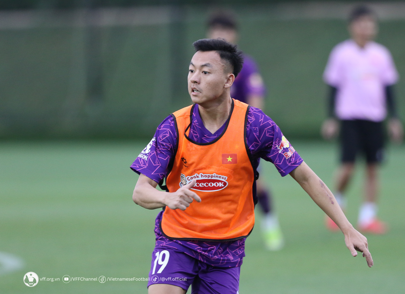 Tiền vệ Nguyễn Thái Sơn: "Tôi không bỡ ngỡ khi tập trung cùng U23 Việt Nam"- Ảnh 2.