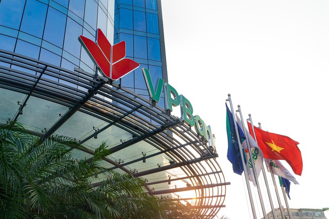 VPBank lãi trước thuế gần 4.200 tỷ đồng trong quý I/2024- Ảnh 2.