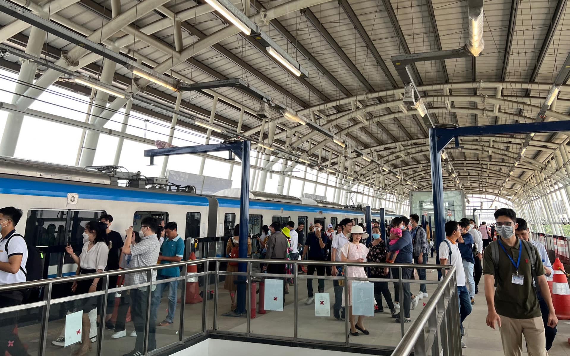 Người dân được đi Metro số 1 miễn phí trong 3 tháng đầu?- Ảnh 1.