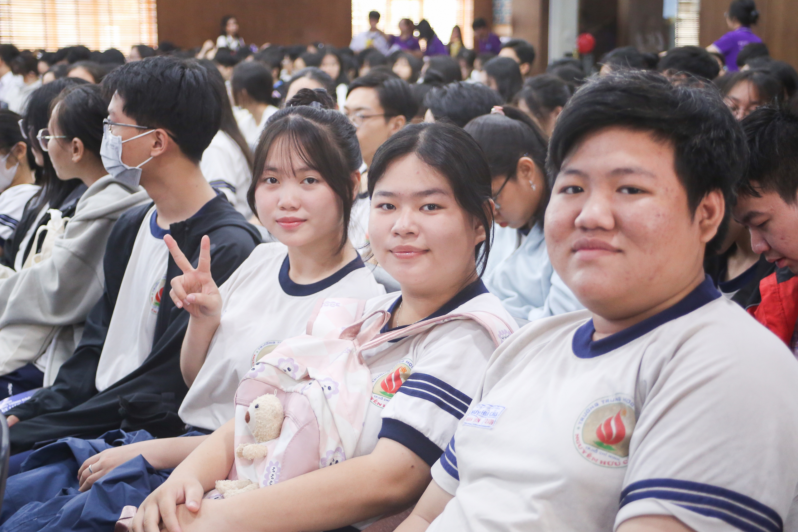"Bí kíp" nào để thí sinh tại TP. HCM chọn trường vào lớp 10 cho đạt? - Ảnh 1.