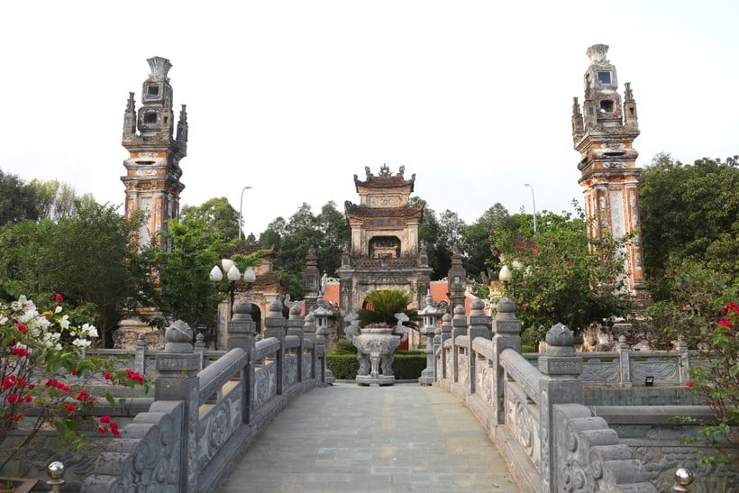 Nguyễn Xí và đội quân 
