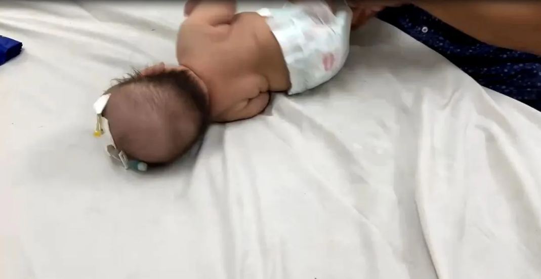 Vụ bé gái 9 tháng tuổi tử vong sau tập vật lý trị liệu: Chuyển hồ sơ qua Công an điều tra- Ảnh 1.