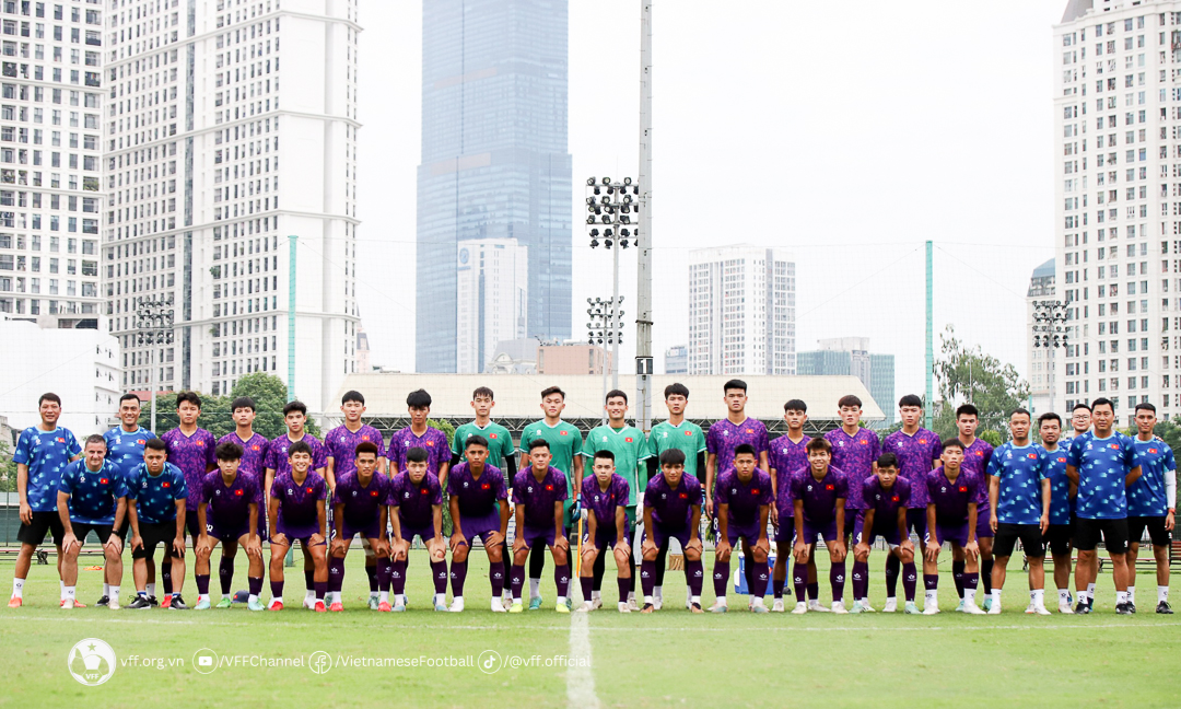 U19 Việt Nam chốt danh sách đấu Hàn Quốc: Có "Phil Foden Việt Nam"- Ảnh 1.
