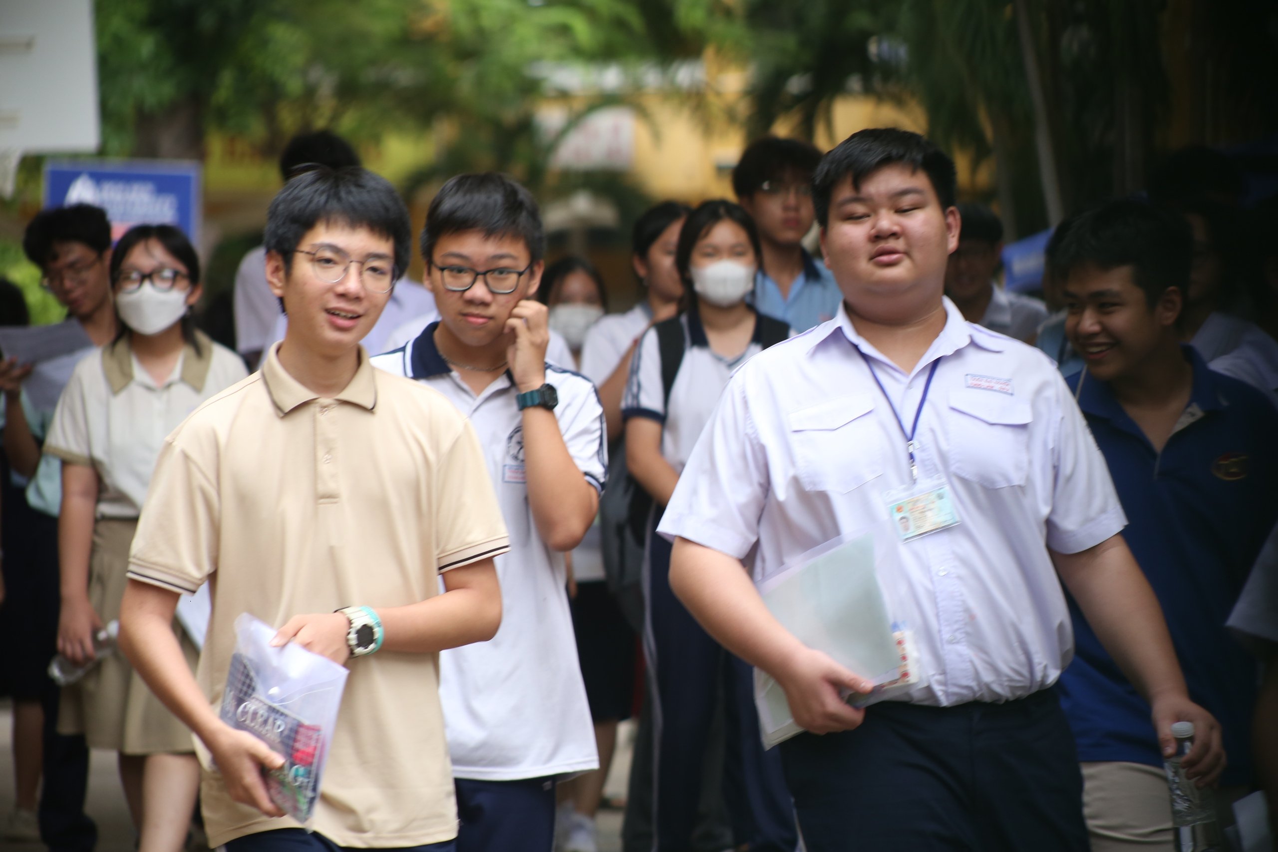 Nhìn lại những khoảnh khắc ấn tượng trong kỳ thi lớp 10 tại TP.HCM- Ảnh 21.