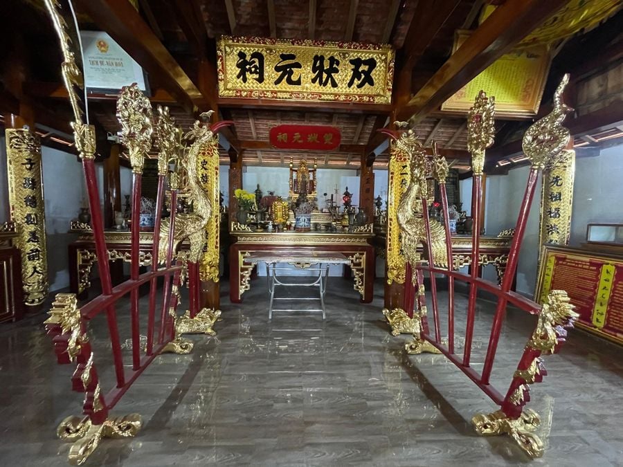 Ngôi đền thờ hai cha con cùng đỗ Trạng nguyên nằm ở đâu?- Ảnh 3.